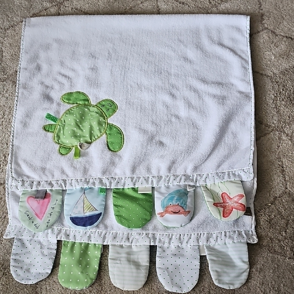 Turtle Green 39 x 26 Polyester Fabric Baby Sensory Activity Bath Towel